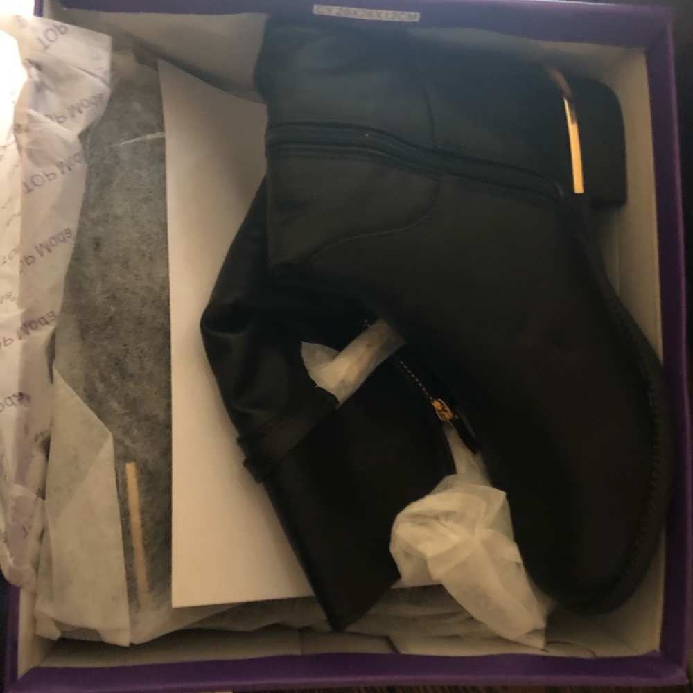new boots number 7